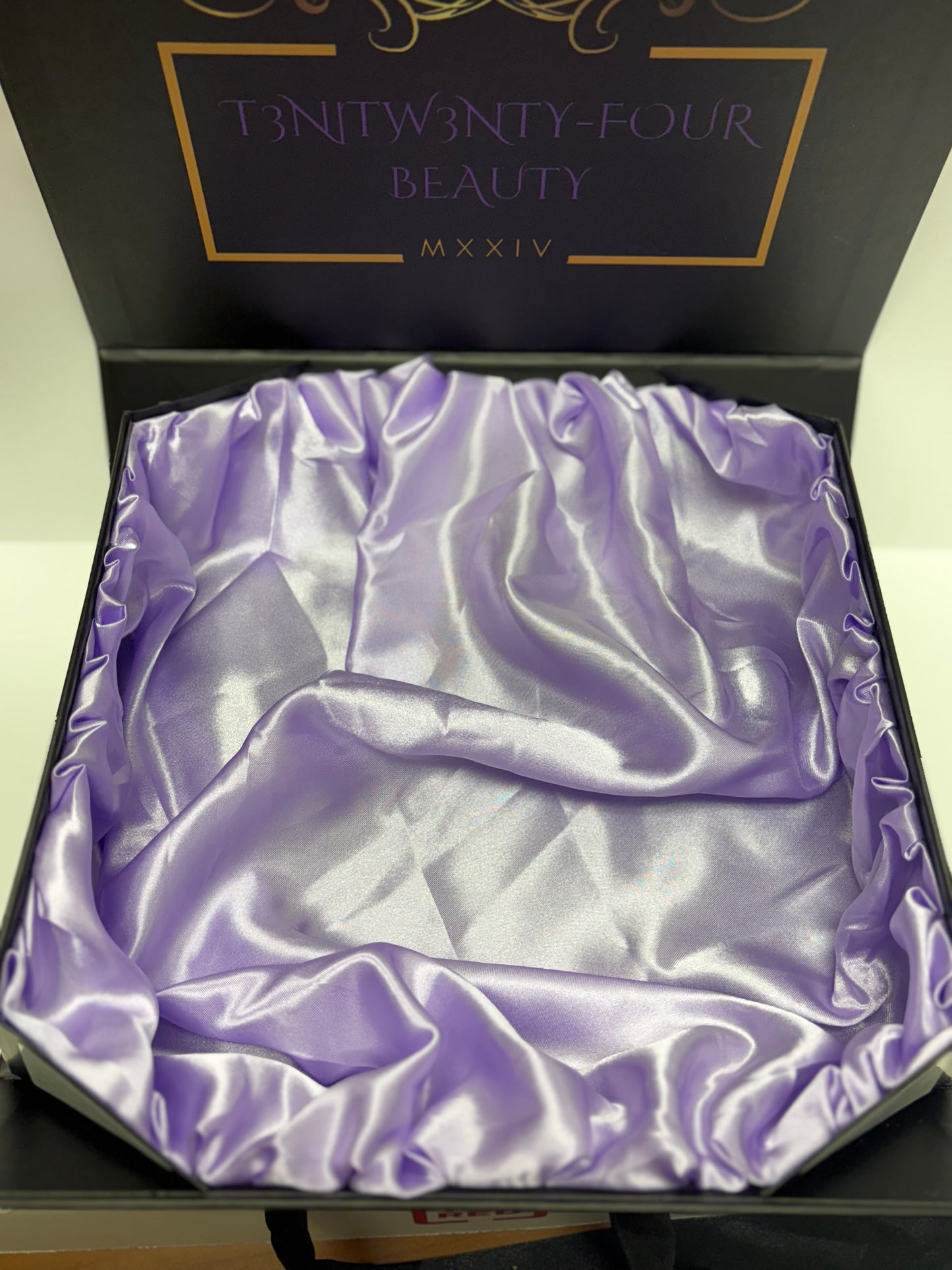 The Signature Confidence Gift Set – T3N|TW3NTY-FOUR BEAUTY