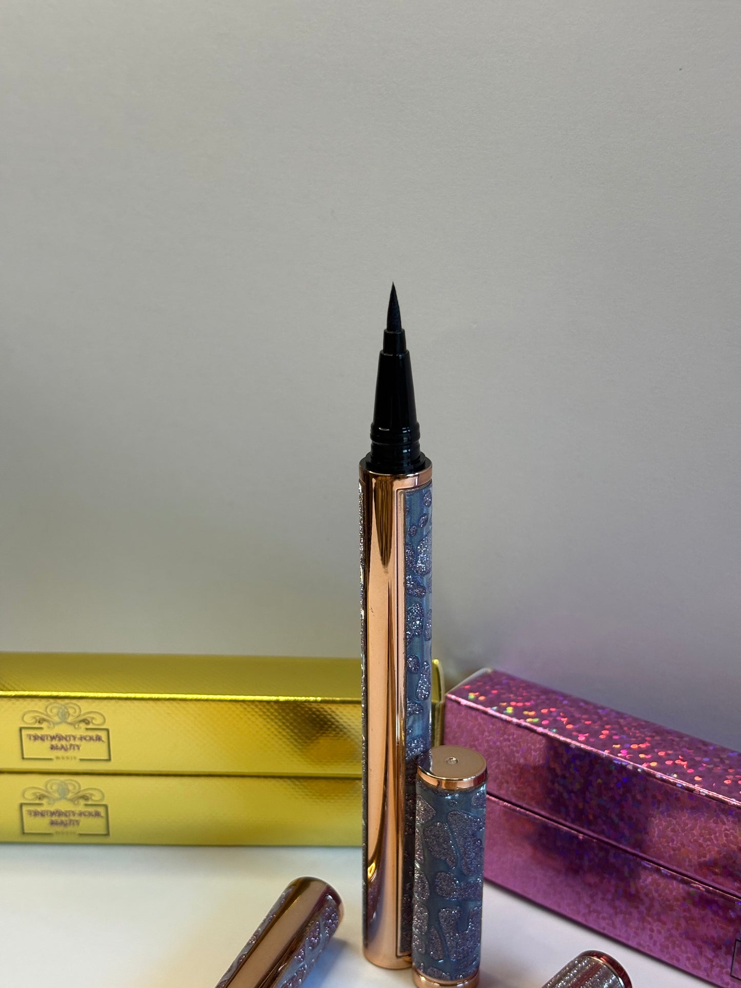 2-N-1 Adhesive Liner Pen