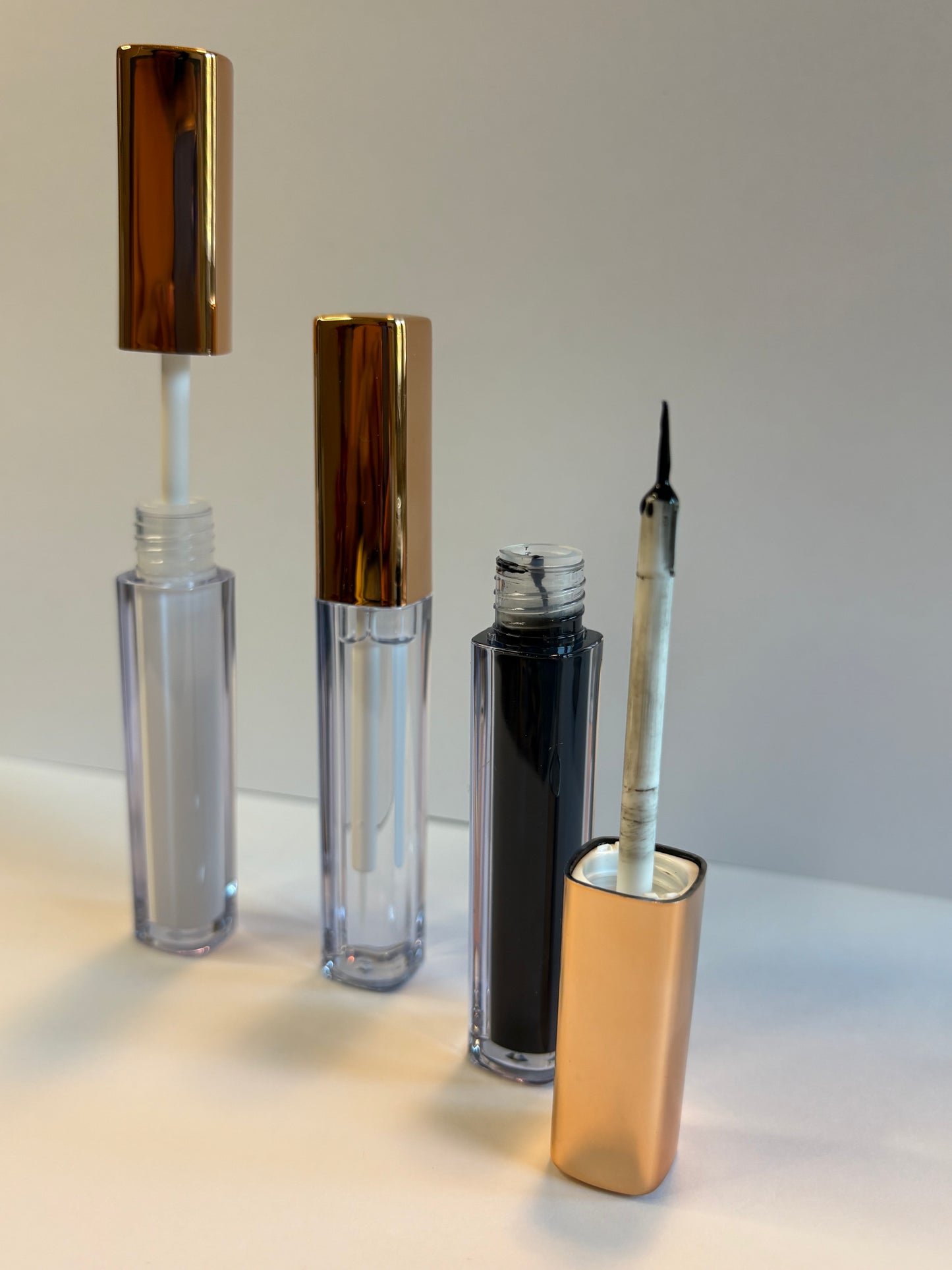 Luxury Liquid Brush-On Lash Adhesive